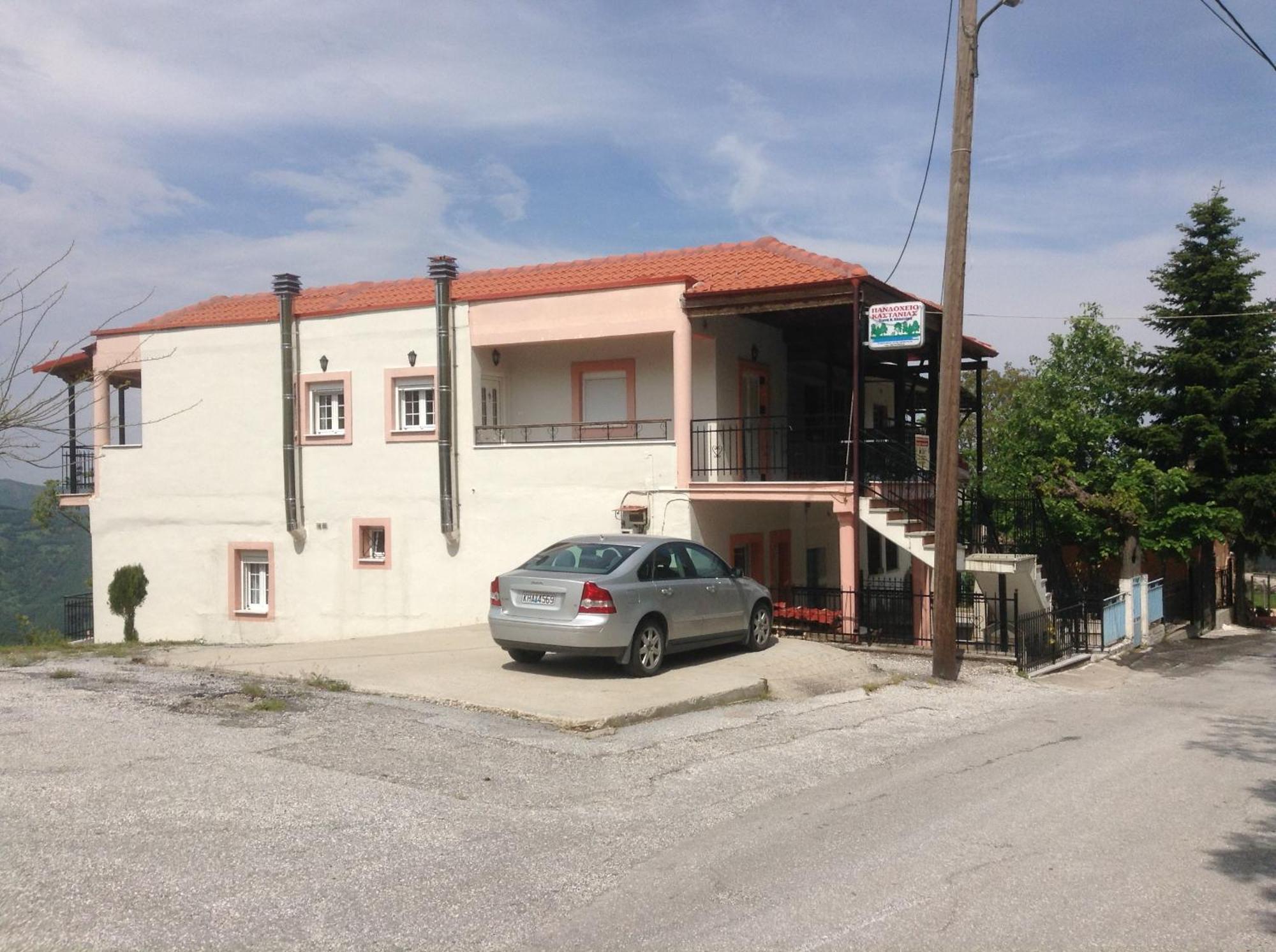 Πανδοχείο Λίμνης Πλαστήρα Hotel Kasztaniá Kültér fotó